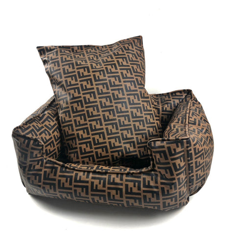 Furendi Leather Dog Bed